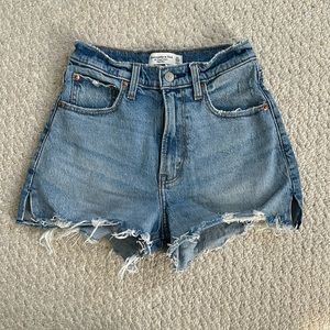 Abercrombie “The Cutoff Short High Rise” Jean Shorts 23